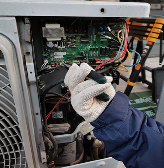  石家庄维修空调不制热